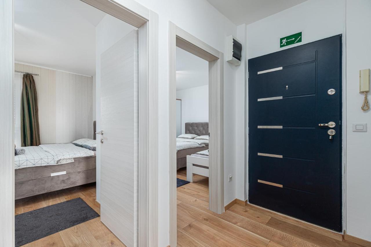 Massa Apartment 200 M To The See Πόρετς Εξωτερικό φωτογραφία